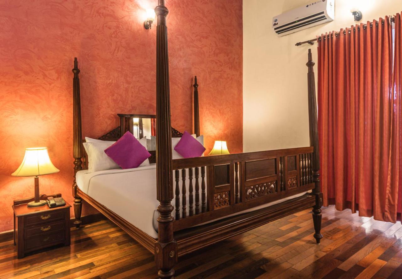 Amritara The Poovath Beachfront Heritage, Fort Kochi Buitenkant foto