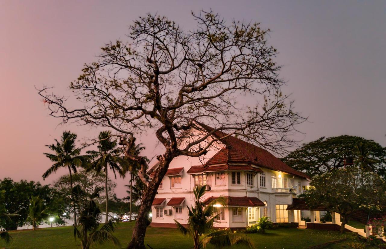 Amritara The Poovath Beachfront Heritage, Fort Kochi Buitenkant foto